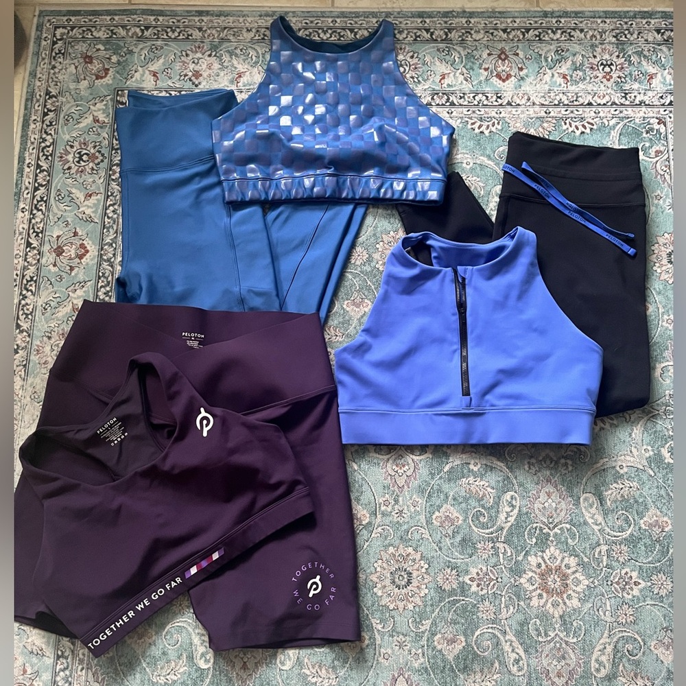 Peloton Apparel Sets Bras Size Large, Bottoms Size XL
